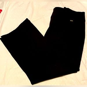BLACK GUESS JEANS WOMEN’S SIZE 34